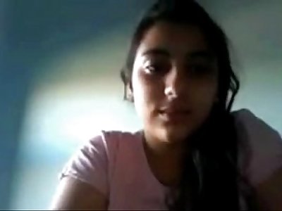 Horny Indian Teen On Cam